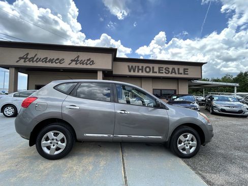 Used 2015 Nissan Rogue S AWD/4WD image 1