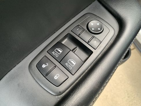 Used 2021 Dodge Challenger R/T Scat Pack RWD image 15