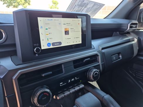 Certified 2026 Toyota 4Runner SR5 AWD/4WD image 11