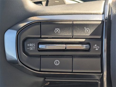 New 2025 GMC Acadia AT4 image 26