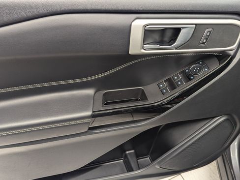 Certified 2023 Ford Explorer ST image 10