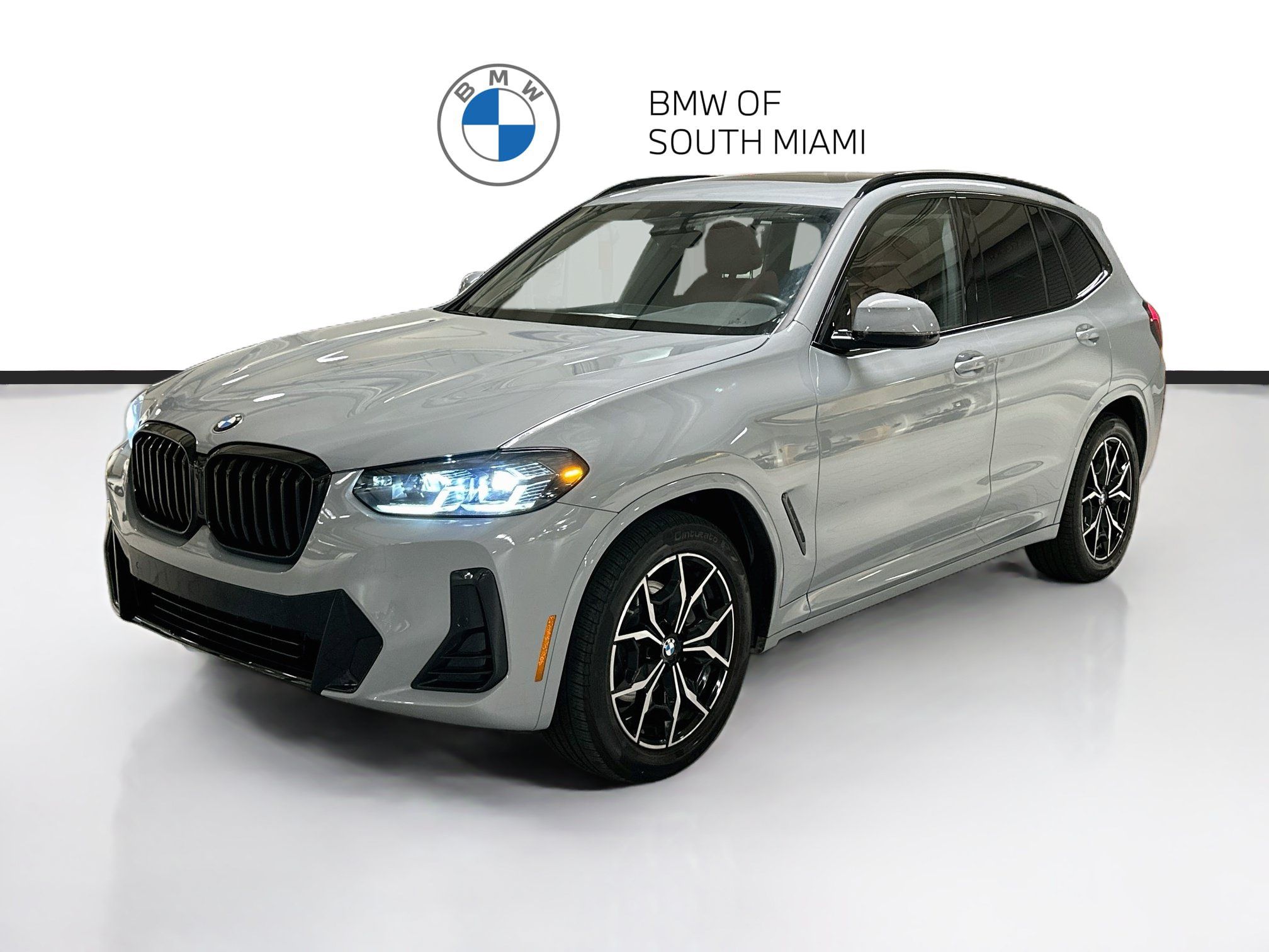 Certified 2024 BMW X3 sDrive30i w/ M Sport Package RWD image 3