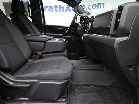 Used 2026 GMC Sierra 3500 SLE w/ SLE Value Package AWD/4WD image 9