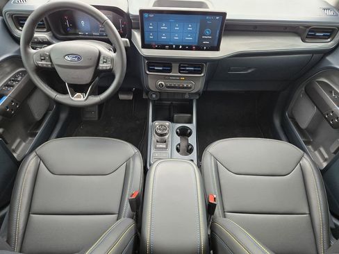 Used 2025 Ford Maverick Lobo AWD/4WD image 5