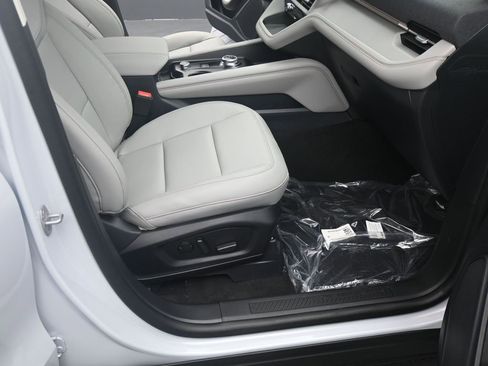 New 2026 Ford Explorer Active image 3