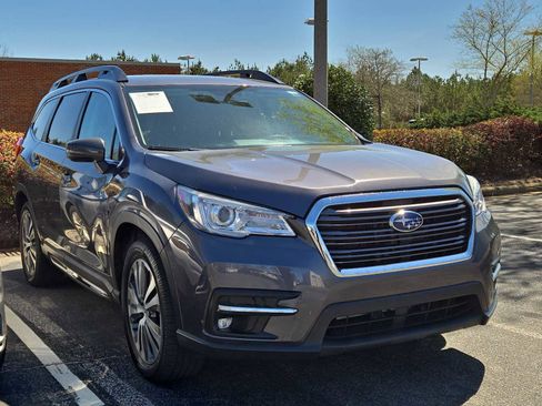 Used 2022 Subaru Ascent Limited image 1