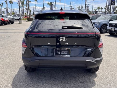 Used 2024 Hyundai Kona SEL AWD/4WD image 11