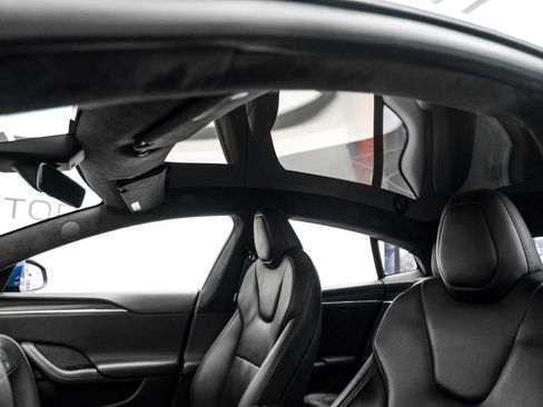 Used 2023 Tesla Model S AWD/4WD image 5
