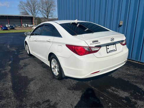 Used 2013 Hyundai Sonata GLS w/ Popular Equipment Pkg FWD image 3
