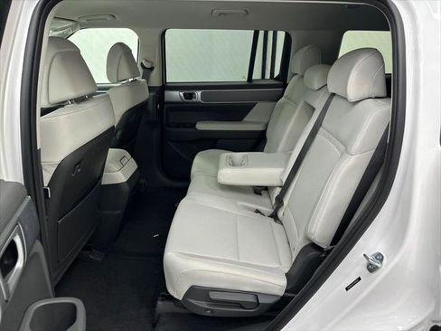 New 2026 Hyundai Santa Fe SE FWD image 21
