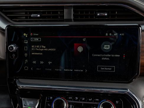 Used 2025 GMC Sierra 2500 Denali Ultimate w/ Max Trailering Package image 22