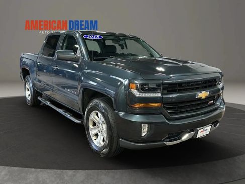 Used 2018 Chevrolet Silverado 1500 LT w/ All Star Edition AWD/4WD image 6