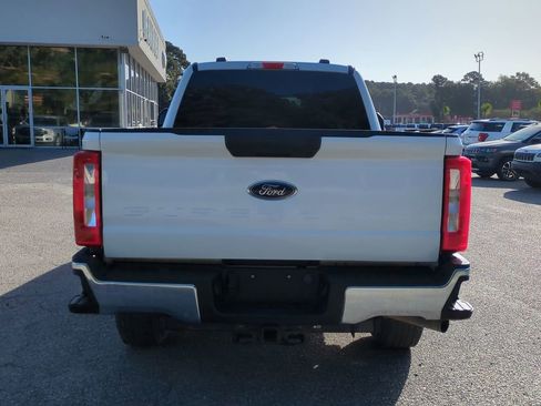 Used 2024 Ford F250 XLT image 5