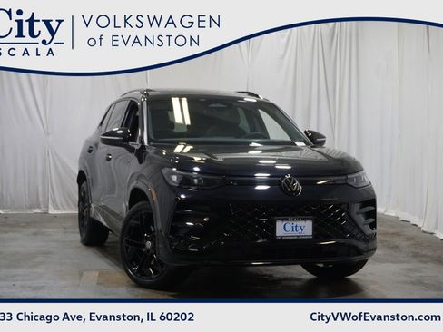 Certified 2025 Volkswagen Tiguan SE R-Line AWD/4WD image 1