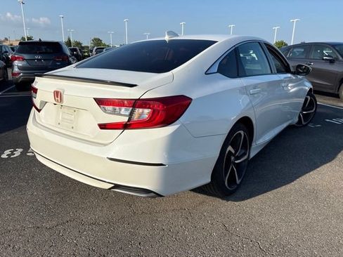 Used 2019 Honda Accord LX image 8