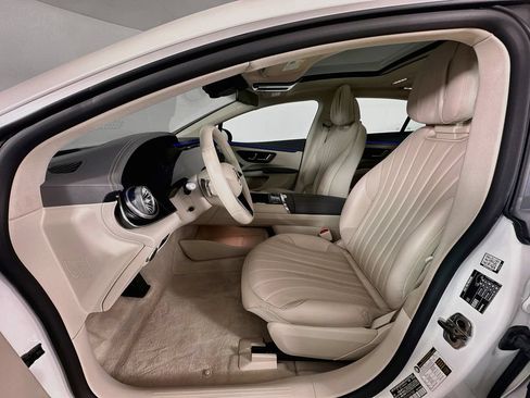 Certified 2023 Mercedes-Benz EQS 580 4MATIC Sedan image 21