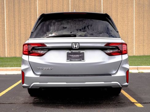 Used 2025 Honda Odyssey EX-L image 8