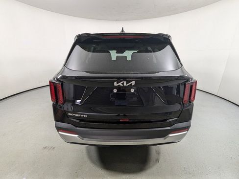 New 2025 Kia Sorento S w/ Panoramic Sunroof Package image 6