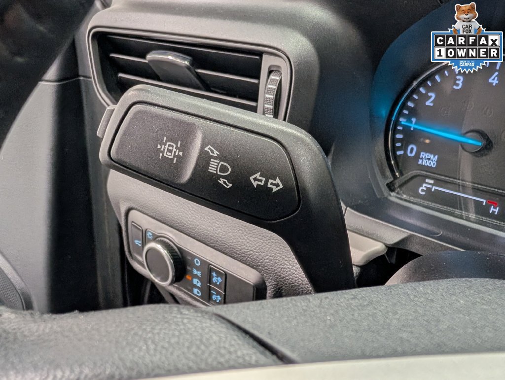 Used 2023 Ford Explorer XLT AWD/4WD image 21