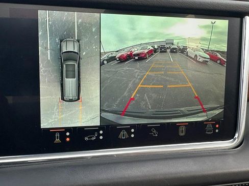 Used 2023 GMC Yukon Denali Ultimate image 27