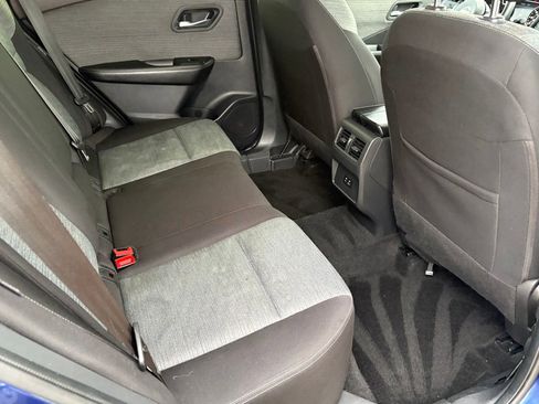 Certified 2023 Nissan Rogue SV FWD image 35