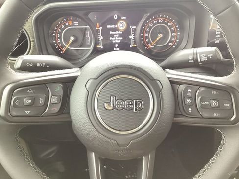 New 2026 Jeep Gladiator Sport image 13