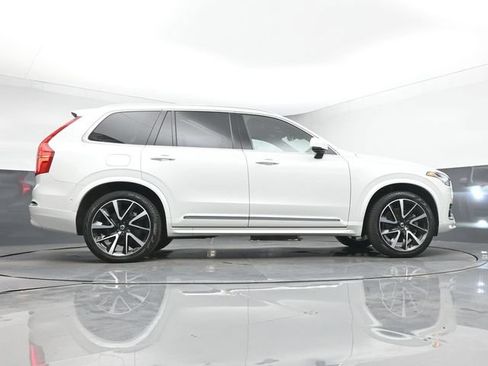 Used 2024 Volvo XC90 B6 Ultimate w/ Protection Package AWD/4WD image 17