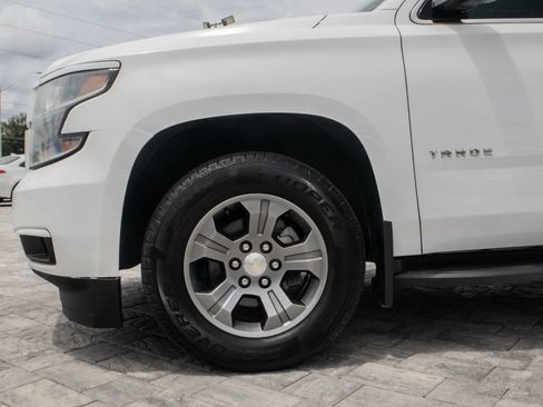 Used 2018 Chevrolet Tahoe LS RWD image 11