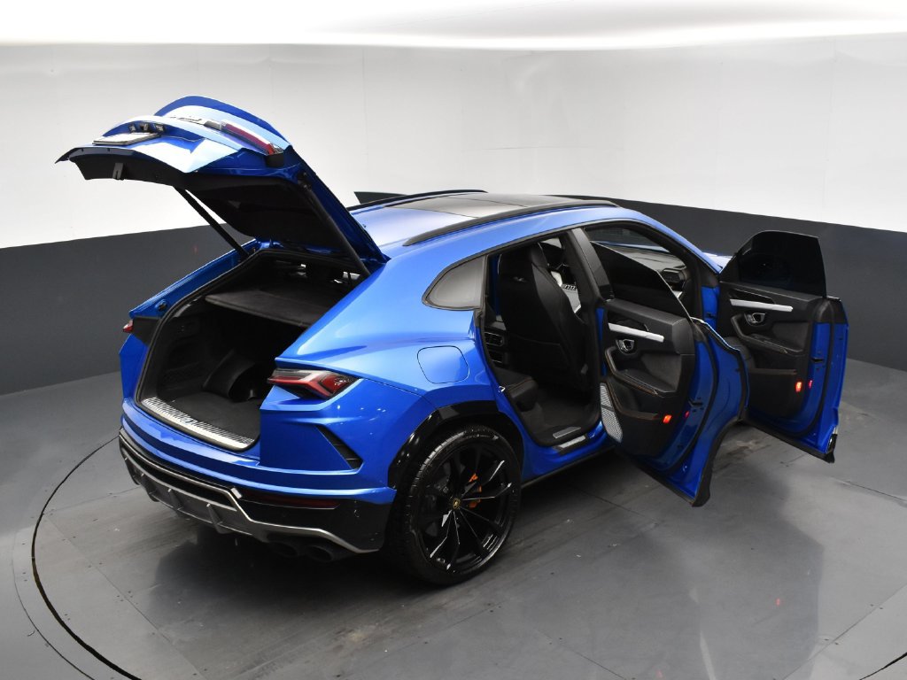 Used 2020 Lamborghini Urus AWD/4WD image 25