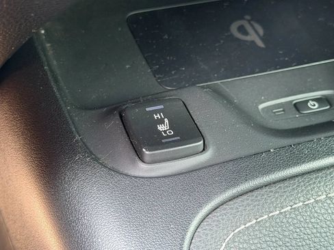 Used 2019 Toyota Corolla XSE FWD image 19