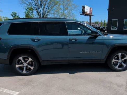 New 2026 Jeep Grand Cherokee L Limited AWD/4WD image 9
