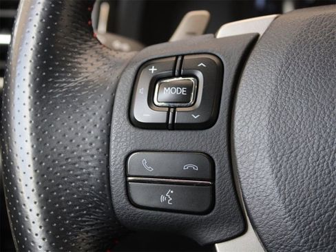 Used 2016 Lexus RC 200t image 24