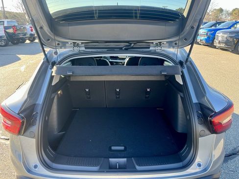 New 2026 Chevrolet Trax LT image 4