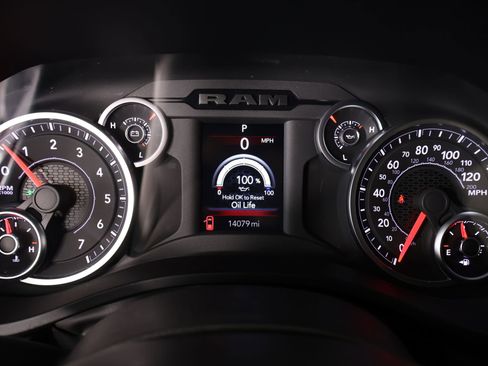 Used 2025 RAM 1500 Tradesman AWD/4WD image 4