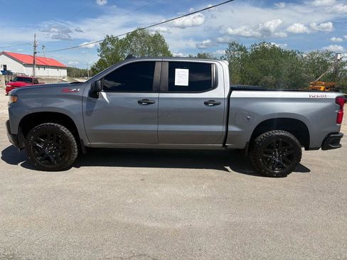 Used 2021 Chevrolet Silverado 1500 Custom Trail Boss w/ LPO, Dark Essentials Package image 6