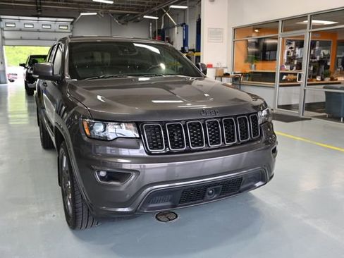 Used 2021 Jeep Grand Cherokee Limited w/ Quick Order Package 28K 80th AWD/4WD image 3