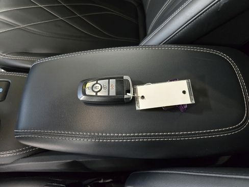 Used 2021 Ford Mustang Mach-E Select image 29