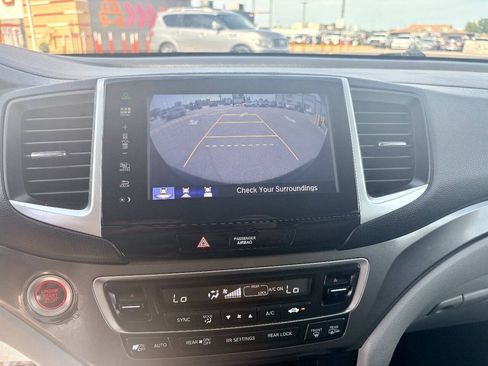Used 2016 Honda Pilot EX image 16