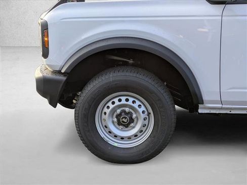 New 2025 Ford Bronco 4-Door AWD/4WD image 10