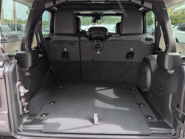 New 2027 Jeep Wrangler Unlimited Sahara AWD/4WD image 13