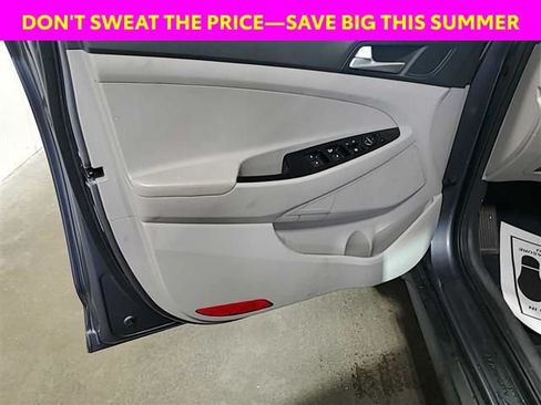 Used 2021 Hyundai Tucson SE FWD image 5
