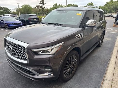 Used 2024 INFINITI QX80 Sensory w/ Cargo Package image 3