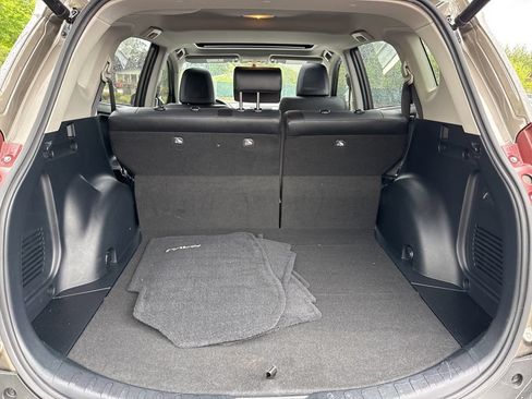 Used 2015 Toyota RAV4 Limited AWD/4WD image 21