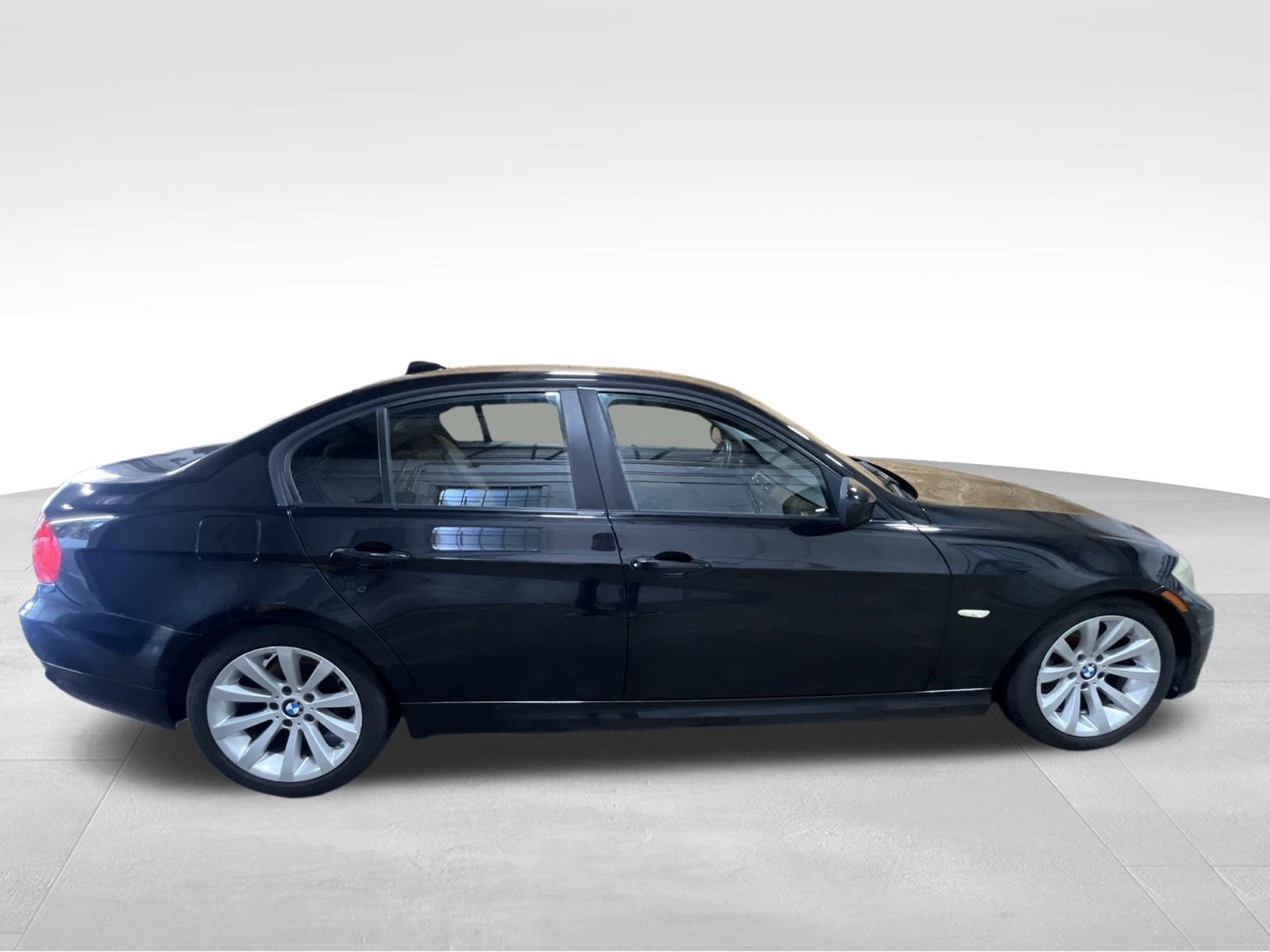 Used 2009 BMW 328i Sedan RWD image 4