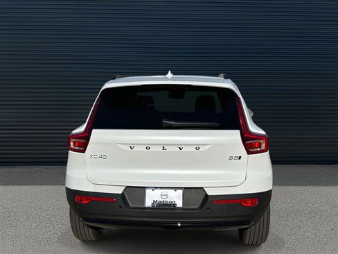 New 2026 Volvo XC40 B5 Ultra w/ Climate Package image 6