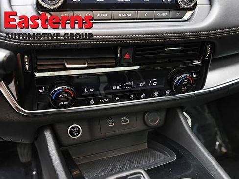 Used 2021 Nissan Rogue SV w/ Premium Package AWD/4WD image 20