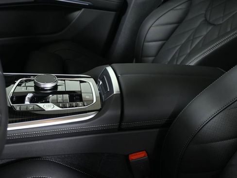 New 2026 BMW X5 xDrive40i w/ M Sport Package image 24