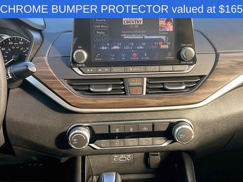 Used 2023 Nissan Altima 2.5 SV AWD/4WD image 7