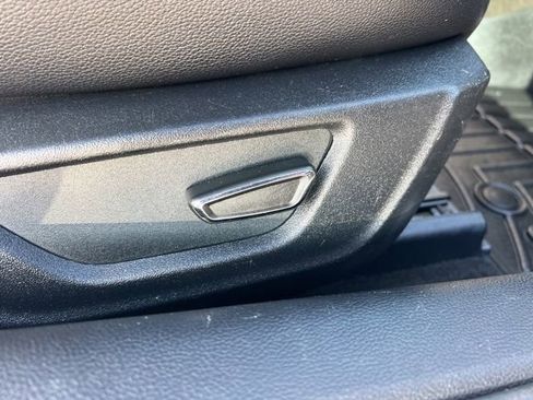 Used 2016 Ford Mustang Premium image 37