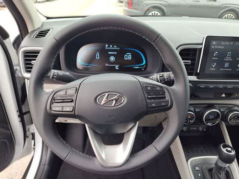 New 2026 Hyundai Venue SEL image 21